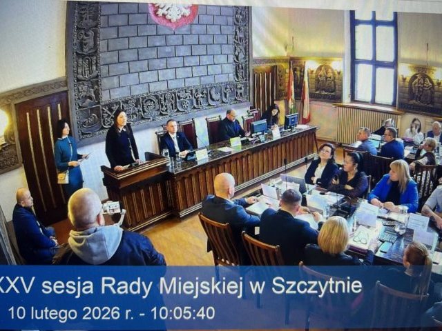 „Nie ucichniemy”. Rodzice z „Promyczka” wyszli na sesję. Burmistrz: sprawa jest skomplikowana